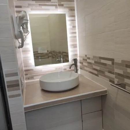 公寓 Casanova Bridge